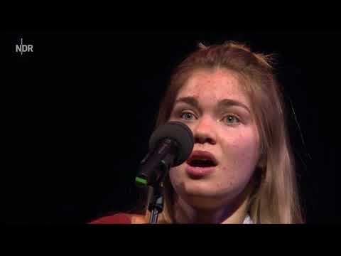 Poetry Slam Meisterschaft 2017 "Sophia Szymula"