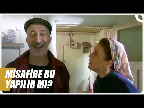 Halil'den Misafirlere Eşek Şakası - Üvey Baba 17. Bölüm