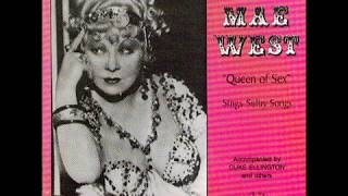 I'm an OCCIDENTENL WOMAN IN ORIENTAL MOOD FOR LOVE Mae West