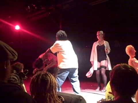 Everybody Knows vs 2Dub