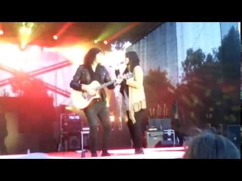 Ewa Farna- Tam gdzie nie ma już dróg Nowa Wieś/Michałowice 21.06.2015