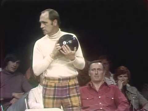 Bob Newhart & Dick Martin vs  Anthony Newley & Nipsey Russell