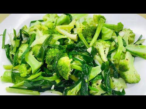 SÚP LƠ (BÔNG CẢI XANH) XÀO HÀNH món ngon dễ làm, sau khi xào súp lơ xanh mướt | Nho Huân Foods