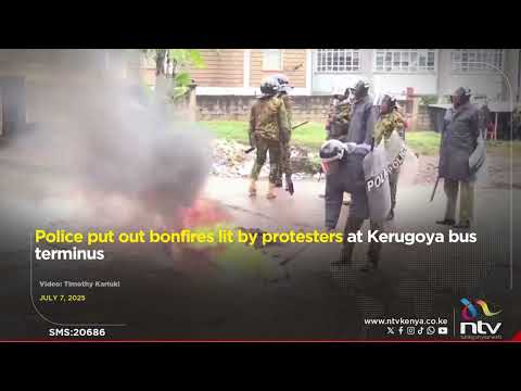 Police put out bonfires lit by protesters at Kerugoya bus terminus