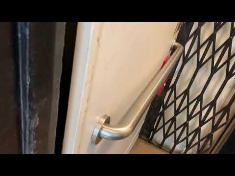 2020: AMAZING 1922 Otis/Montgomery Traction HOMETOWN Elevator at the Bank of Commence