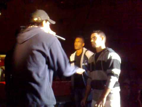 negro y ego vs babi y navalha.mp4