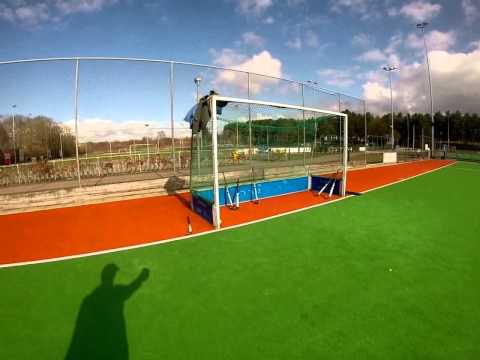 NAANOO-HOCKEY Spabo sharp angle backhand shot