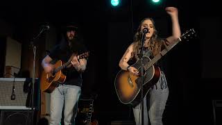 Katy Hurt - See Ya Later @ West Kirby Arts Center - 01-04-2022-4k