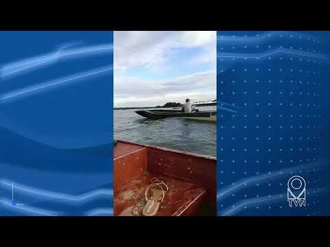 VOADEIRA AFUNDA COM 12 PASSAGEIROS NA PRAIA DA AMIZADE, EM IPUEIRAS; TODOS SÃO RESGATADOS COM VIDA
