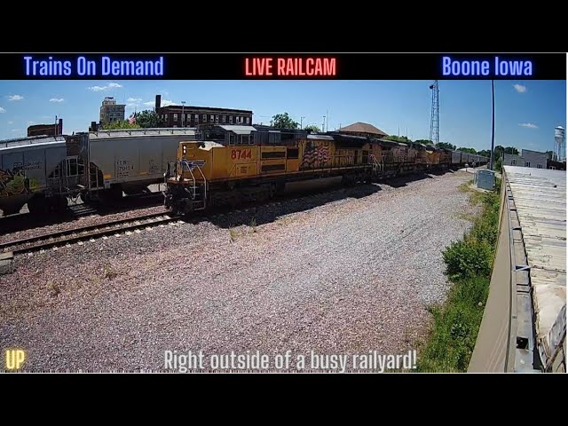 Live webcam view of Boone Railyard West Trainspotting Cam