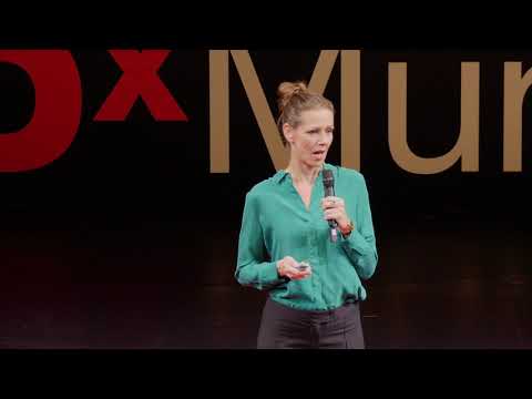 , title : '10 things I learned after losing a lot of money | Dorothée Loorbach | TEDxMünster'