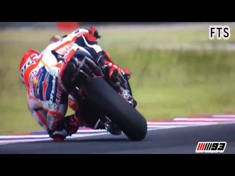 Marc Marquez - The King of Sliding Raspando o Cotovelo No Chão
