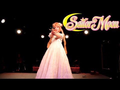 Sailor Moon Cosplay (Serenity gown) at CosplayRush 16