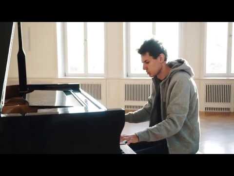 Thomas Krüger – Passacaglia by G.F. Händel – Piano Improvisation Video