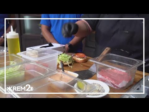 Celebrating âNational Hamburger Dayâ with tips for making the perfect burger