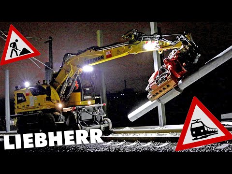 Nachtschicht für Baustellencrew Liebherr 922 Bagger auf Bahngleisen! Signale für S-Bahn