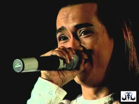 Thể hiện bởi Minh Thuận