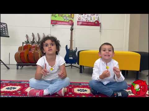 VALENTINA Y LA FLOR - Musizón 2-  Cesar y Celia