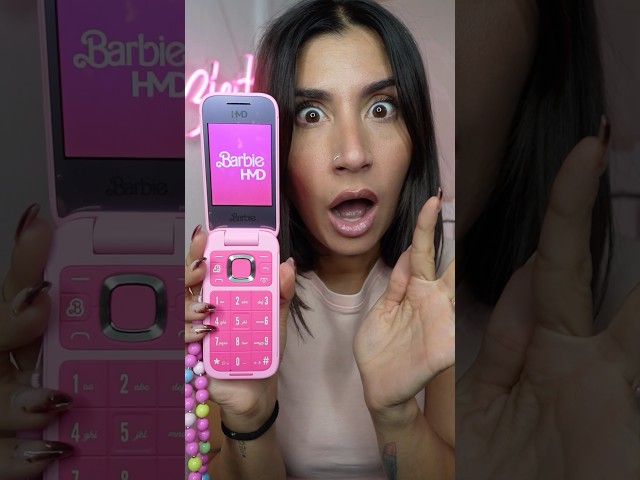 Vídeo relacionado con LEXIBOOK, Mattel Barbie, Tapete de Baile electrónico Barbie, Bluetooth y Luminoso con 6 Modos de Juego, Rosa, DM10BBLXB