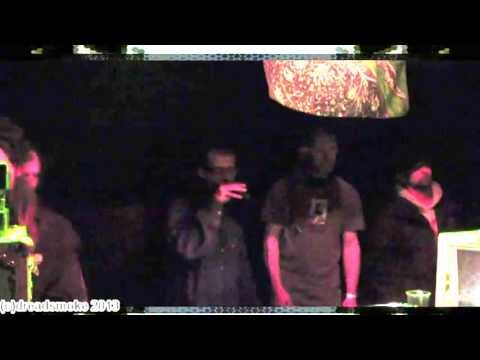FORWARD FEVER ft ozi 1 ls samn-i & mc messenjah - money dub di world \ pt1 @ cactus 26-3-13
