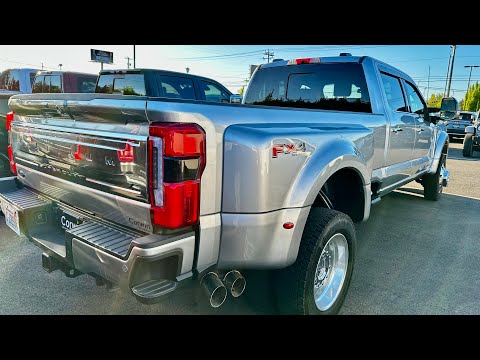Vergleich Ford F450 2024 vs. Ford F450 2022. Nicht derselbe Truck.