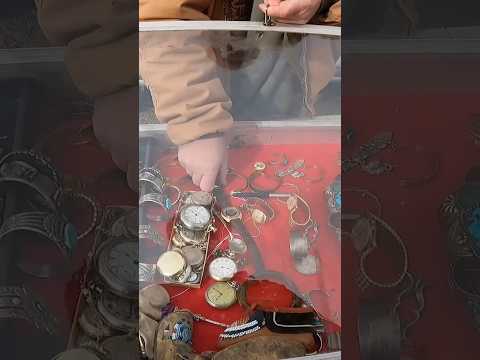 Finding a RARE Vintage Seiko at the Flea Market! 👀 #watch #watches #fleamarket