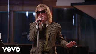 Music video thumbnail preview for The Struts - Pretty Vicious (Acoustic / Unplugged At EastWest) by The Struts