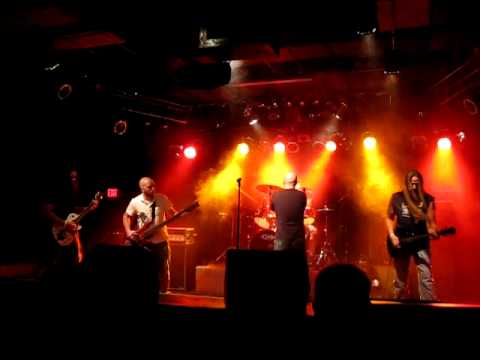 Deathloch live "Never Give Up"