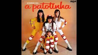 Kadr z teledysku Vamos dançar reggae tekst piosenki A Patotinha