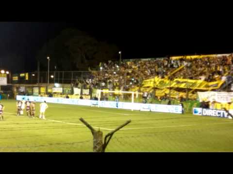 GOL DE CAMACHO DEFENSA 1 VS LANUS 2  18-10-2014