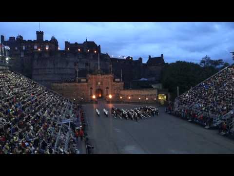 Singapore Armed Forces Central Band @ Royal Edinburgh Military Tattoo 2014 Opening Ceremony