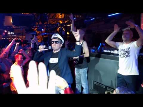 Permaband - warp to the dance floor - live at Vegas