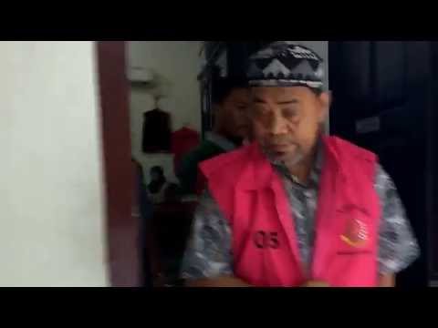 Berita Video: Ini Detik-detik Prof Dr Yohanas Oemar Ditahan Kejaksaan Terkait Kasus Yayasan Meranti Bangkit