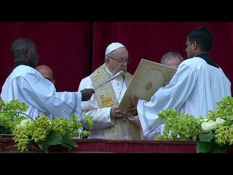 El Papa pide paz mundial y que termine el “exterminio” en Siria en la bendición Urbi et Orbi