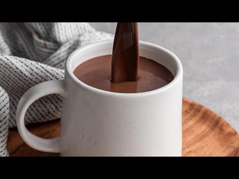 Hot chocolate for winter ☕️#hotchoco #hotchocolaterecipe #bournville #hotchocolatedrink #winterdrink