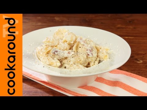 Pasta with ricotta and bacon / Tasty first courses