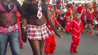preview picture of video 'Carnaval 2011 Mardi gras Fort de france  part 14'