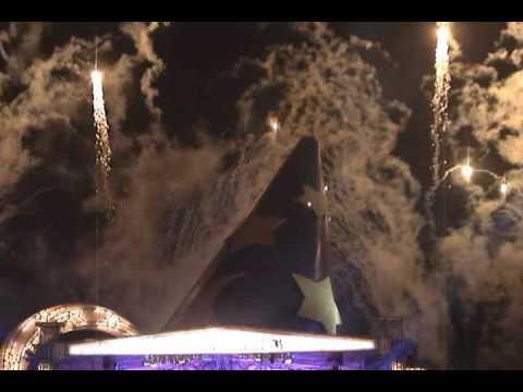 New Years Eve Fireworks 2009 at Disney's Hollywood Studios  Mulch, Sweat and Shears
