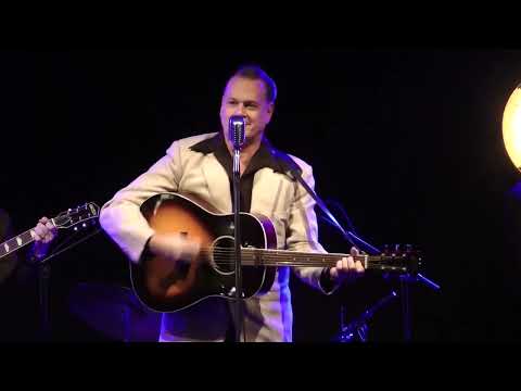 Jack Baymoore. Mystery train