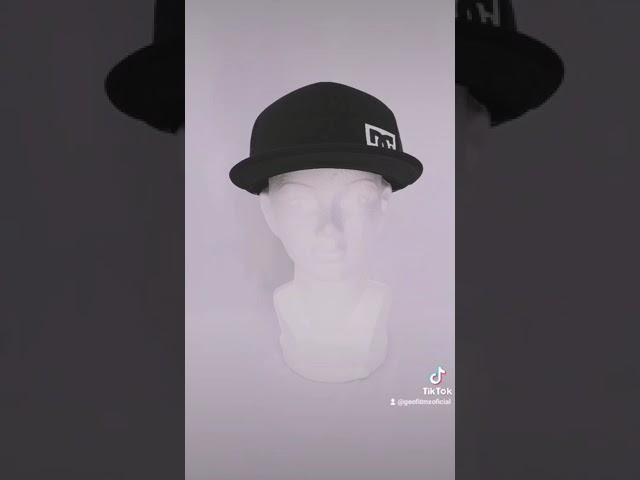 Vídeo relacionado con Gorra Hombre y Mujer, Gorra Trucker DC Comics, Ajustable mediante el Snapback, Negro Talla TU
