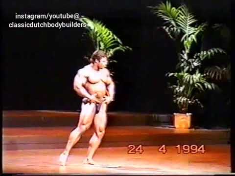 Most underrated bodybuilder ever, Mr Aaron "Batman" Baker ' at the Dutch nationals 1994
