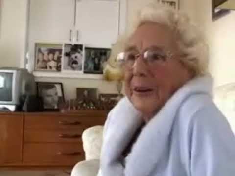 Lisa Scott-Lee (Steps) - at nana's house - Totally Scott-Lee