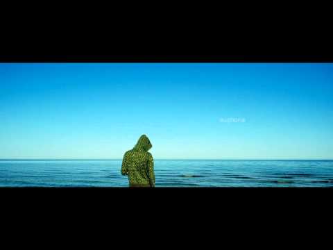 Squeeze Up - Whos That Girl (Light Up The Club Mix)