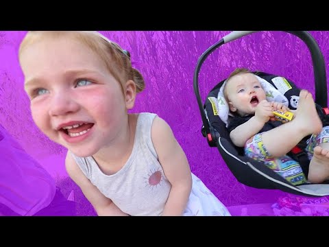 Kids React to Mom's New PURPLE CAR makeover!! my first Pizza Parade with The Spacestation! Video