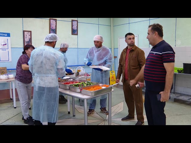 Восточное гостеприимство в Ангарске: Плов и фрукты для пациентов диспансера