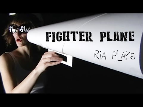 Ria Plays - FIGHTER PLANE (demo version)