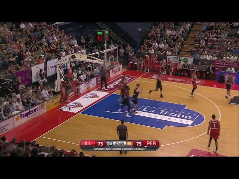 Derek Cooke Jr with 19 Points  vs. Illawarra Hawks