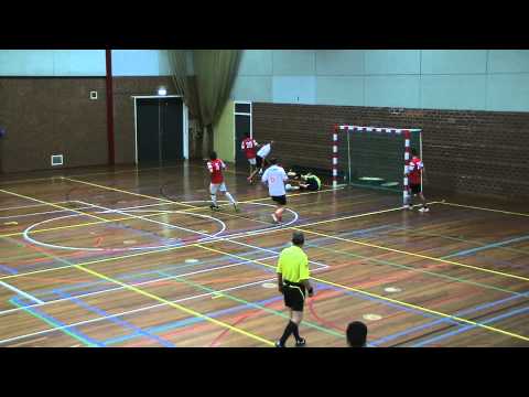 Zaalvoetbal Robur 11 - Victoria Boys 1_24112014