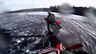 preview picture of video 'Icerace MotoX Skärsjön. KTM vs Honda'