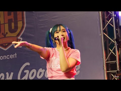 260622 [Fancam] Airi Hatobito - Open world